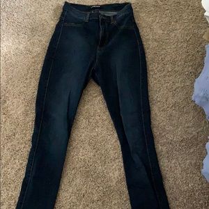 Dark wash stretchy jeans